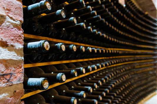 Vini rossi da invecchiamento: cosa comprare oggi da aprire tra dieci anni